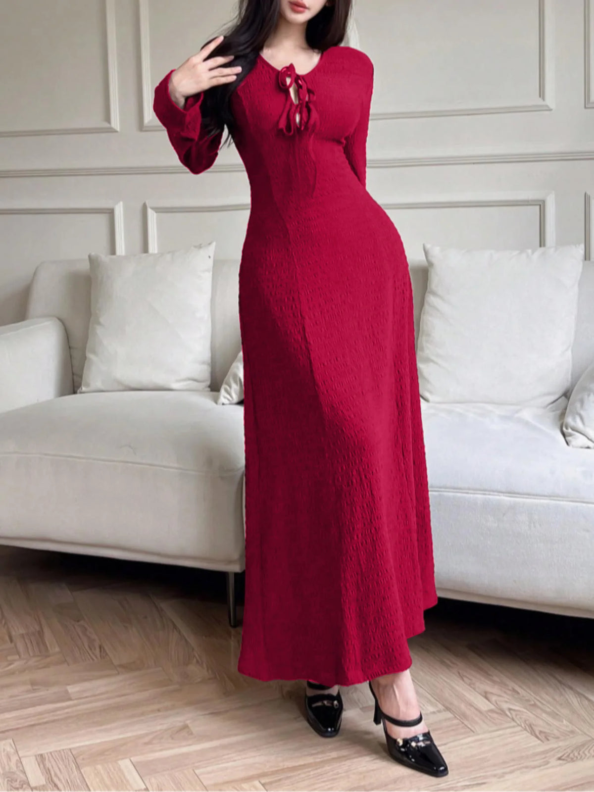 Lady's Long Sleeved Simple Dress Long Sleeve Red