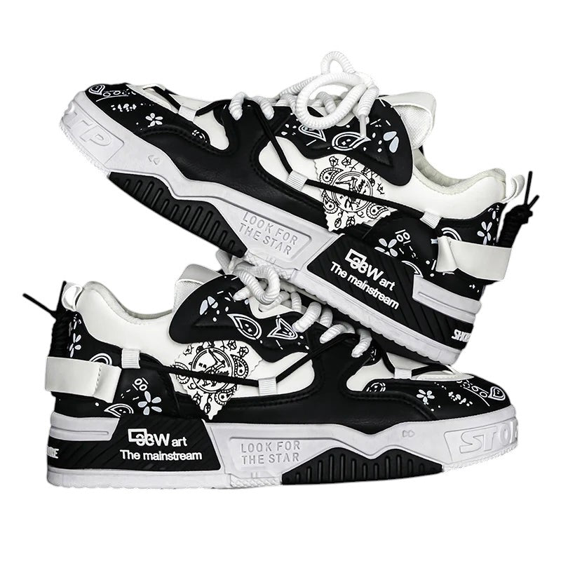 Sneakers With Graphic